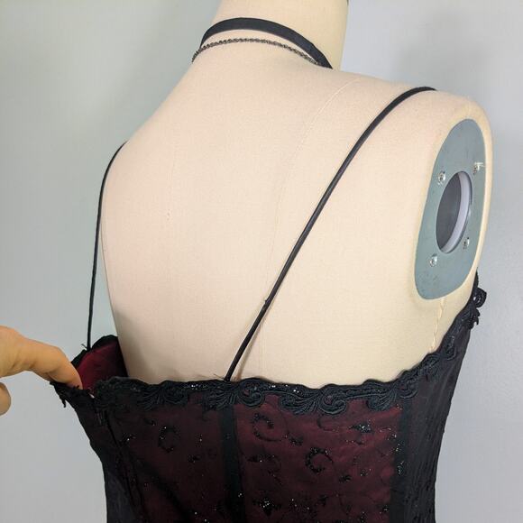 Vintage Betsy Adam Prom Dress Maxi Gown 14 Red Black Goth Y2K Whimsigoth 90s - Picture 10 of 14
